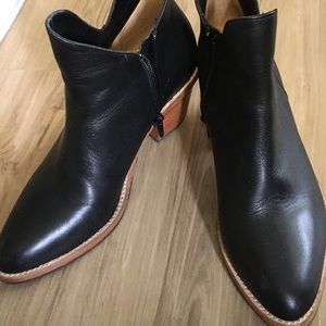 Poppy Barley ankle booties
